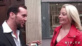 У їй соковитий кицьку дівчина він зникає