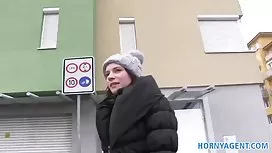Двоє підлітків мають жорсткий півень рятувальника