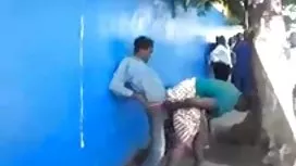 Blonde Milf трахкав величезний член