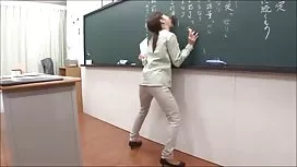 Солодкий підліток потирає її маленьку кицьку