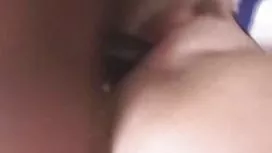 Дві озорні рогові лесбіянки роблять це на палаючому сонці