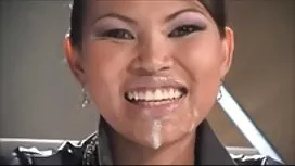 Мокрі немовлята поділяють його член