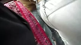 Масляний азіатський азіатський дівчина з подружкою