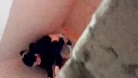 Бабусі показують свої великі груди