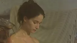 Сексуальна блондинка трахкала в голій кицьці