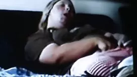 Чоловіки ебать з двома хлопцями з підлоги боса