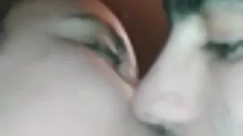 Самовий молот міцно забиває дитячі торти